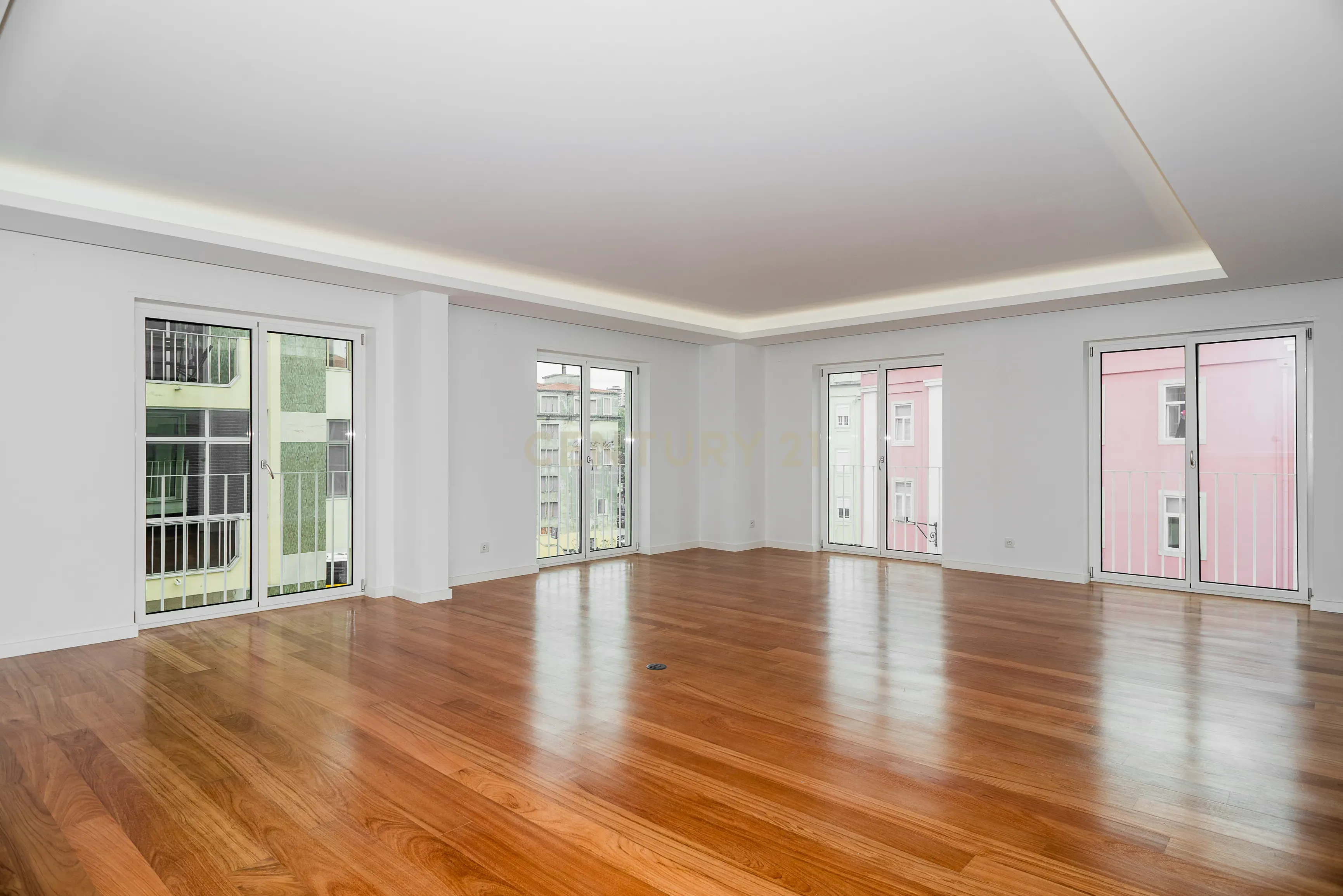 Apartamento T3 a estrear - Centro de Lisboa - Image 1